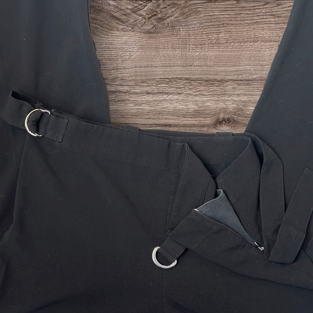Motherhood Maternity Adjustable Pants - Picture 2 of 3